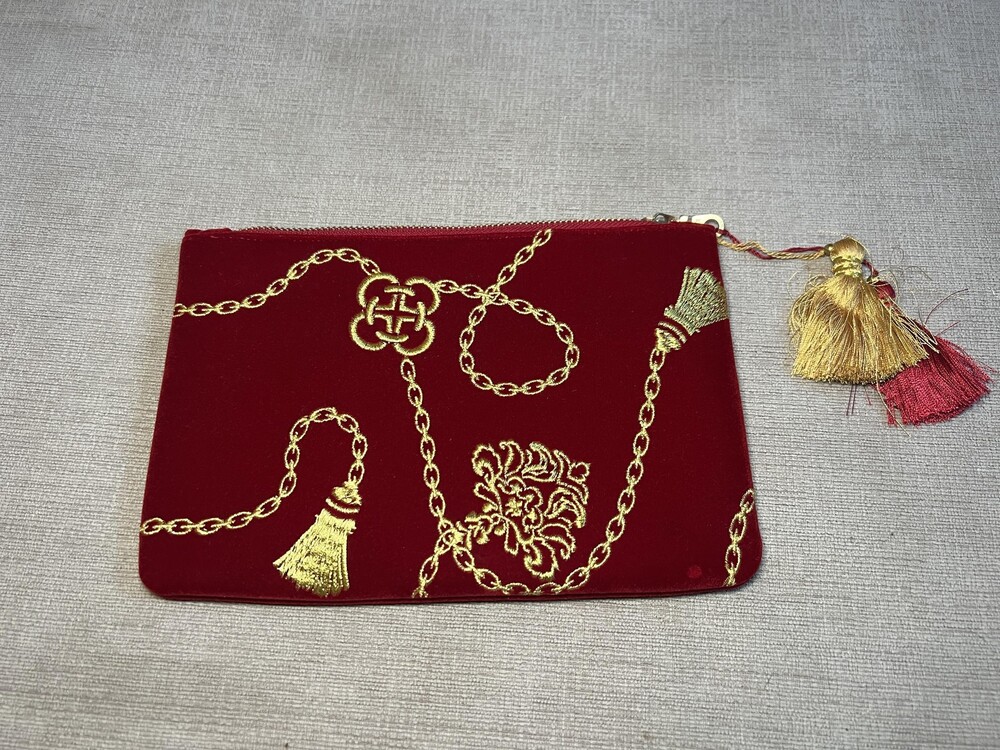 Shiraleah Chicago Clutch Bag Womens Red Velvet Zip Pouch Tassel Gold Embroidery